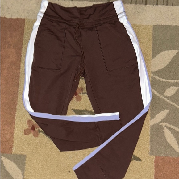 FP Movement by Free People Pants - NWOT Free People Movement “Never Better” color block women’s joggers siz…